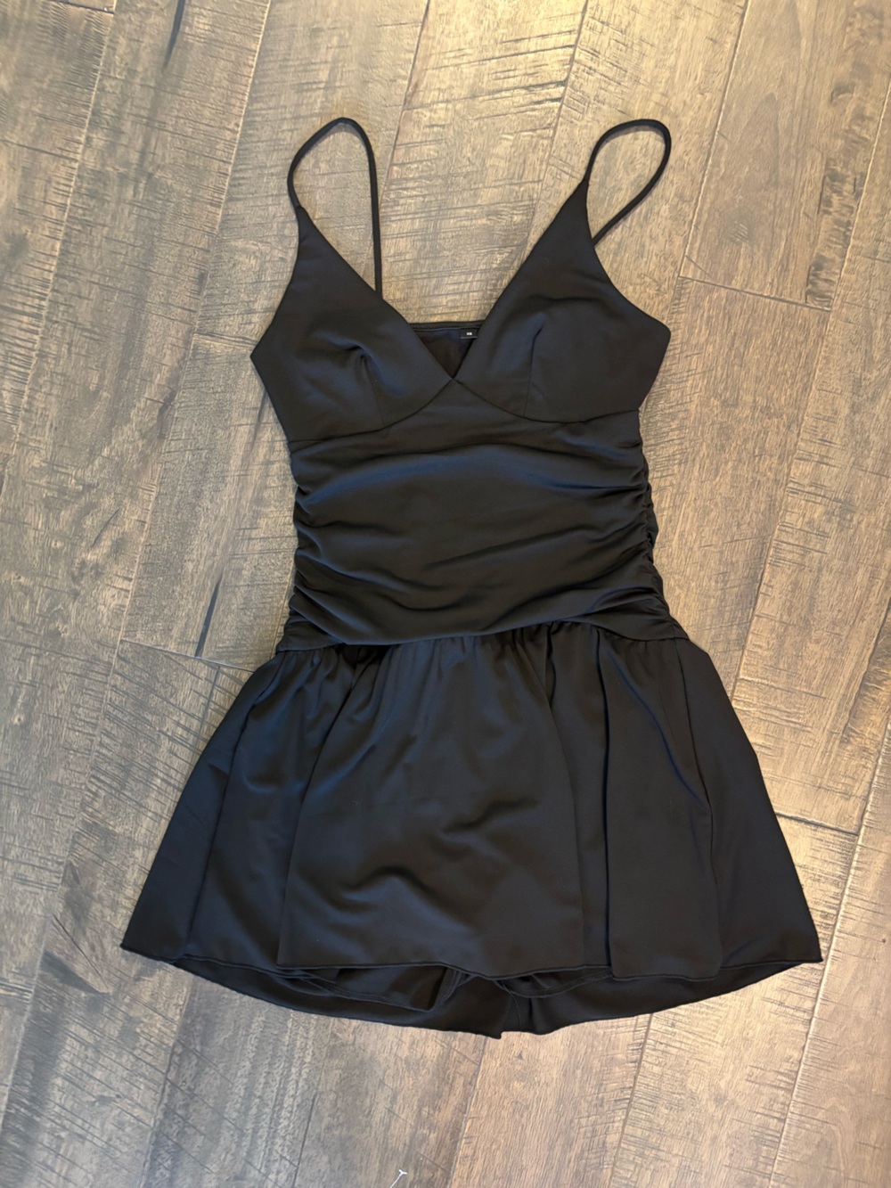 SHEIN Black Ruched Mini Dress with Sweetheart Neckline